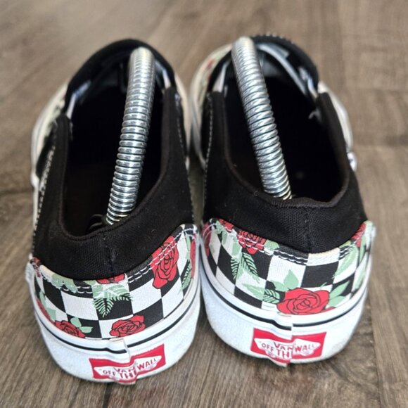 Vans Slip-On Checkerboard Red Rose Print Black White Skate 721356 US Size 9.5 - Picture 5 of 8